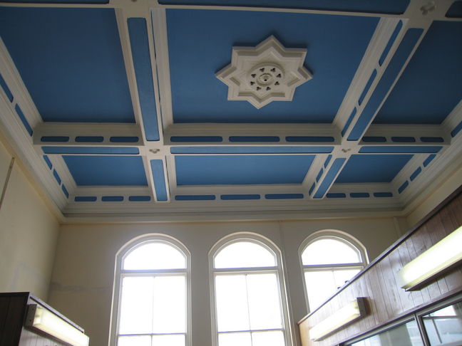 Dawlish ticket office
ceiling