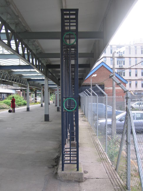 Exeter Central pillars