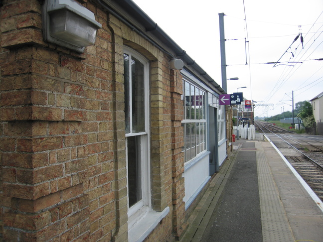 Foxton platform 1 looking west