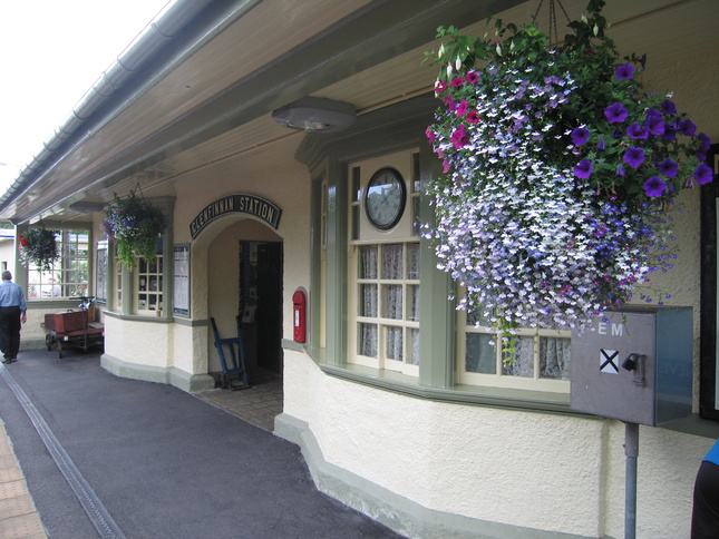 Glenfinnan building