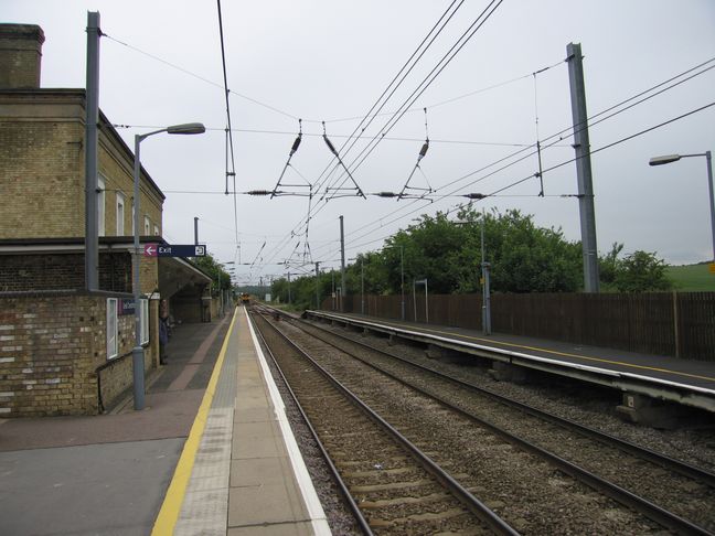 Great Chesterford platform 1,
looking south