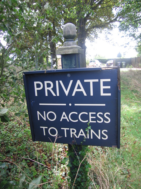Gunton private sign