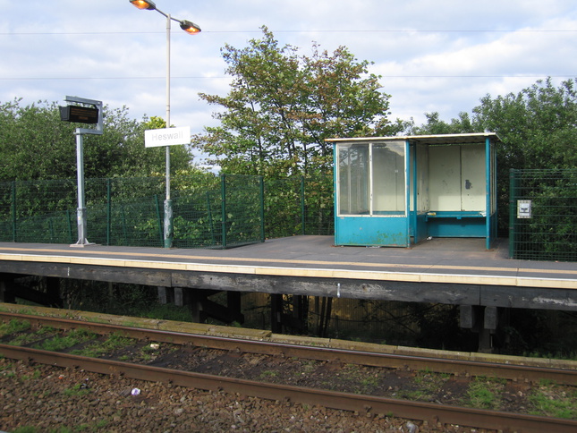 Heswall platform 2 shelter