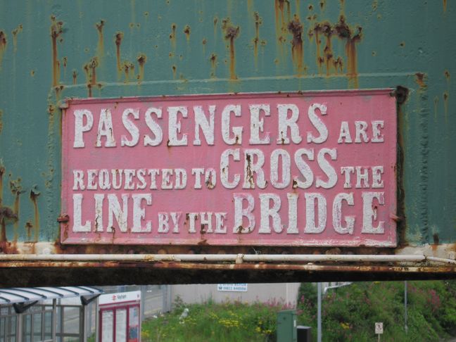 Keyham; Passengers are requested
to cross the line by the bridge