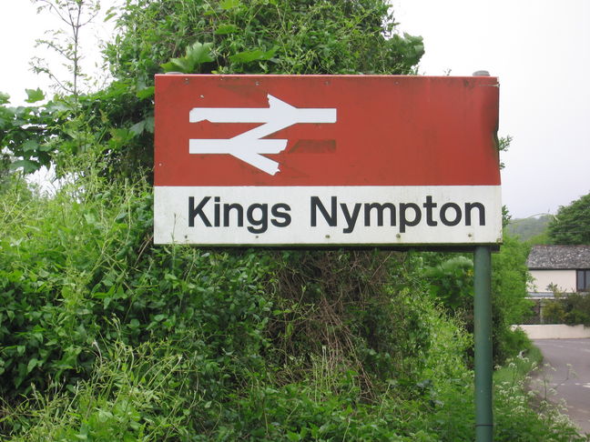 Kings Nympton sign