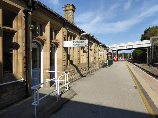 Lancaster platform 5