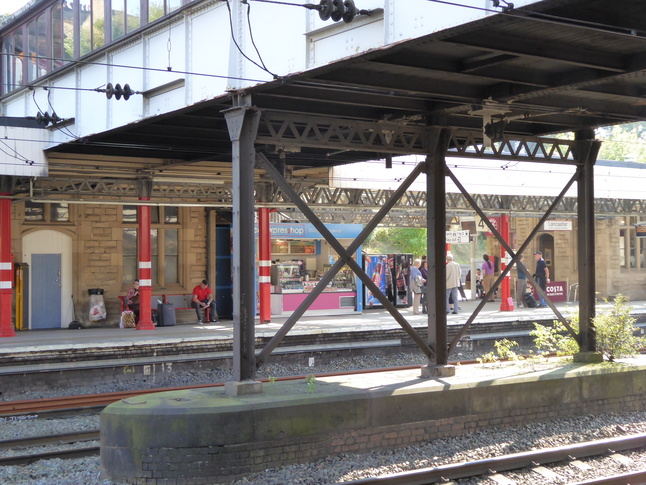 Lancaster footbridge supports