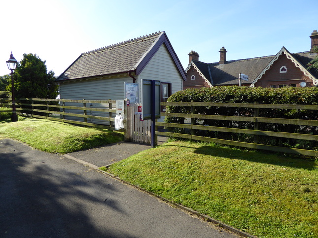 Langwathby platform 2 entrance