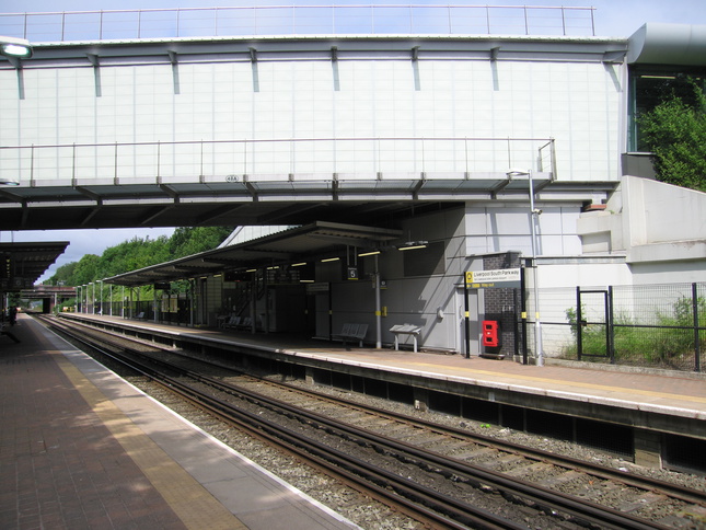 Liverpool South Parkway
platforms 5 and 6 footbridge