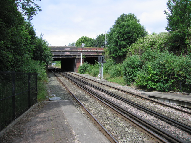 Liverpool South Parkway
looking west