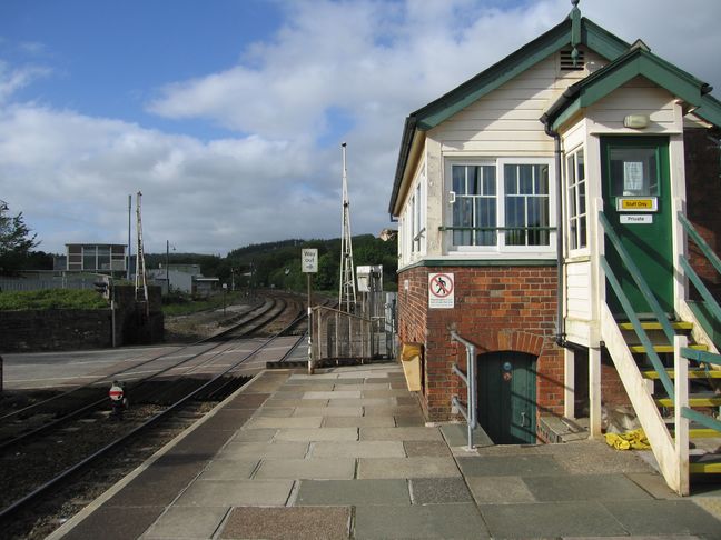 Lostwithiel signal box and level
crossing
