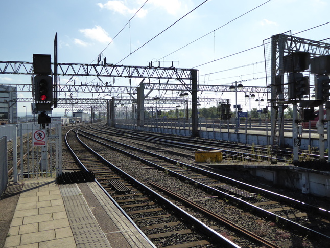 Manchester Piccadilly
looking east