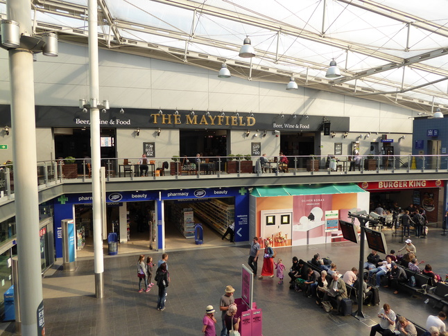 Manchester Piccadilly
Station pub