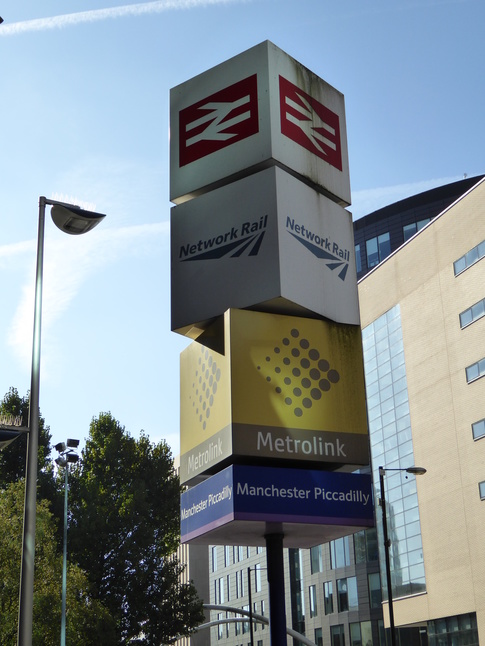 Manchester Piccadilly sign