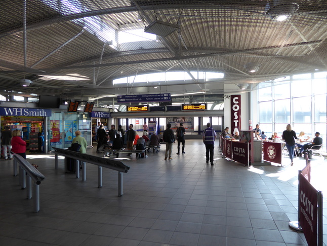 Manchester
Piccadilly upper concourse