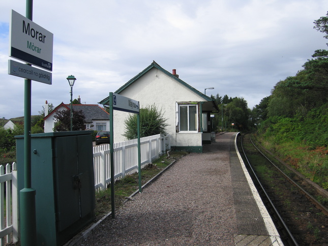 Morar platform looking north