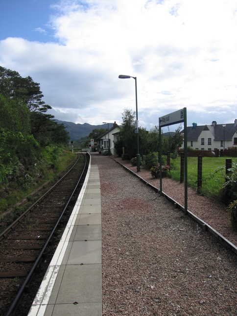 Morar platform looking south