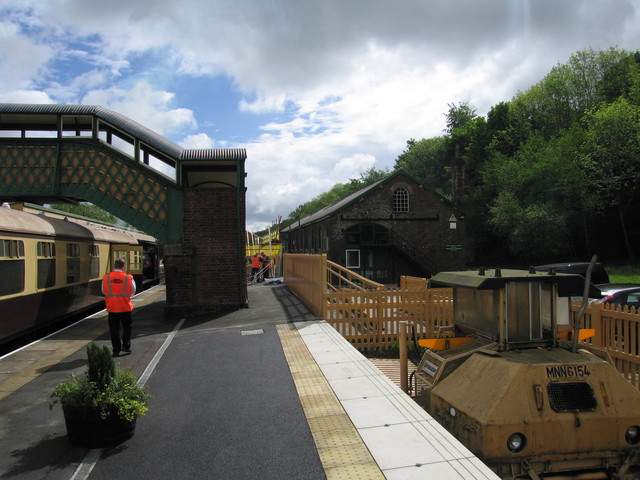 Okehampton platforms 1 and 2 east