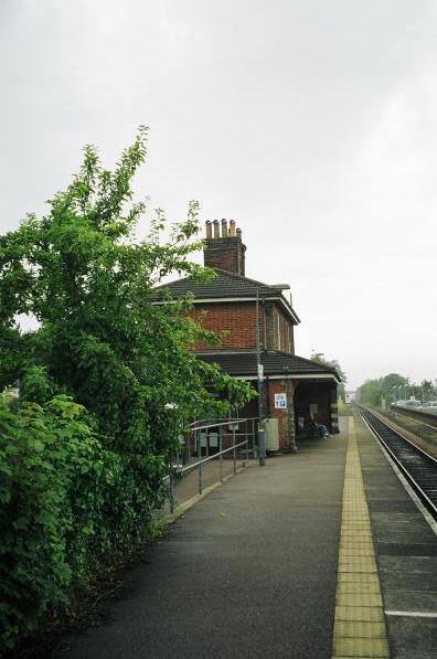 Oulton Broad South platform 1