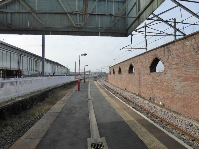 Penrith platform 3 looking south