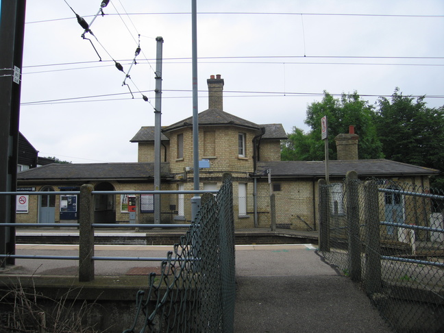 Shepreth platform 2 entrance