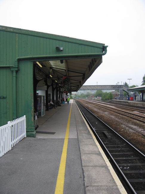 Totnes platform 2 looking east