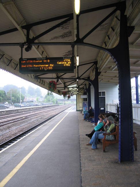 Totnes platform 2 under
canopy