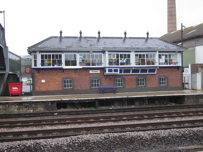 Totnes signalbox