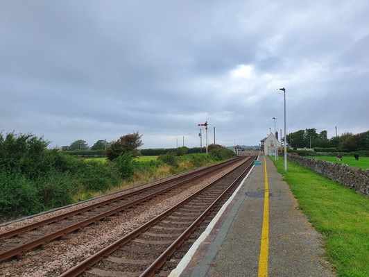 Ty Croes platform 1 looking west