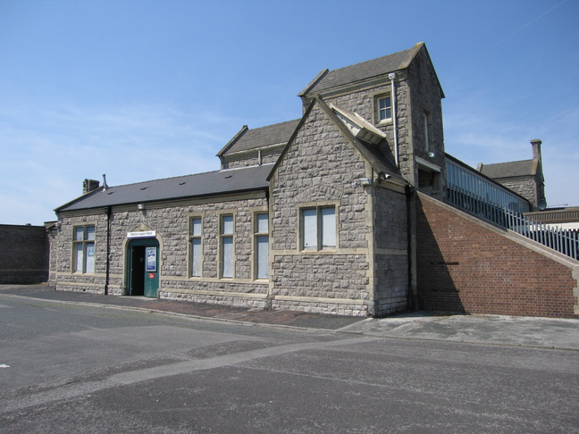 Weston-super-Mare platform 1
frontage