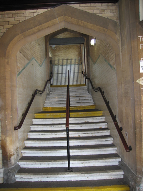 Weston-super-Mare platform 1
steps