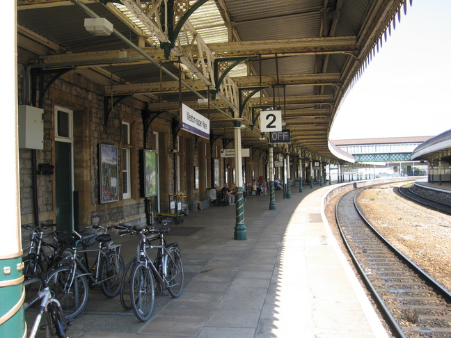 Weston-super-Mare platform 2