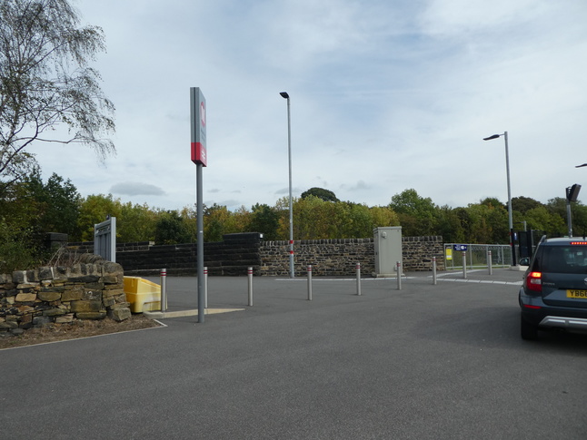 Apperley Bridge from car park