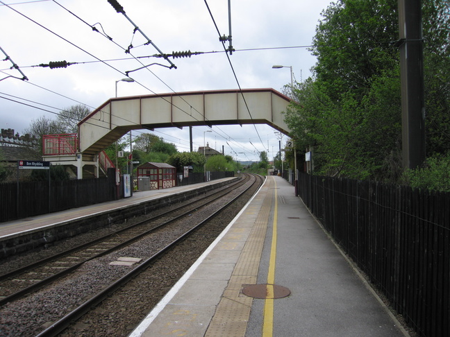 Ben Rhydding platform 2 looking
west