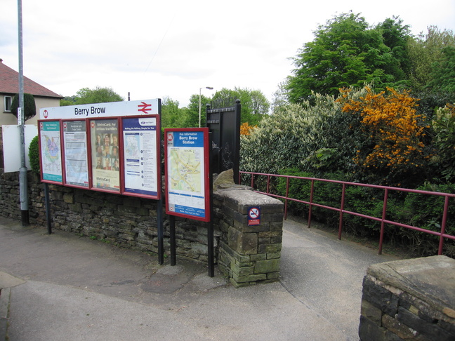 Berry Brow entrance