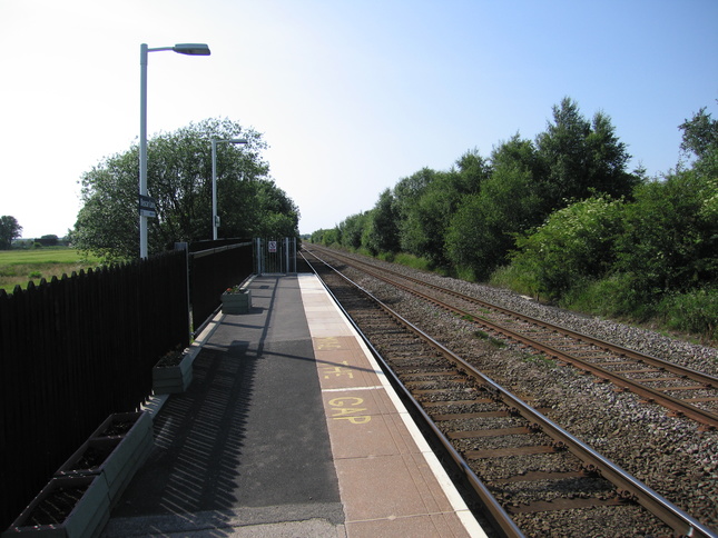 Bescar Lane platform 2 looking west