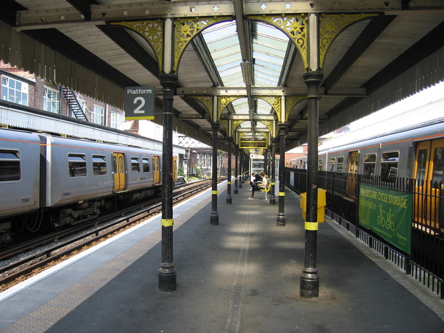 Birkenhead Central platform 2
looking north