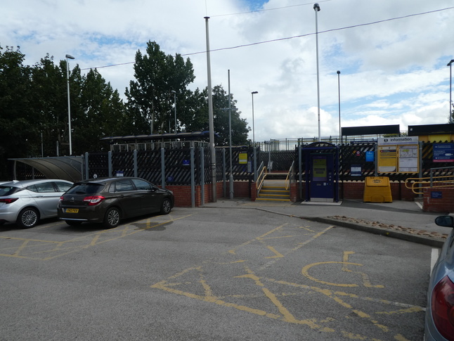 Bolton-upon-Dearne platform 2 entry