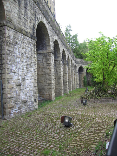 Bradford Forster
Square cobbles