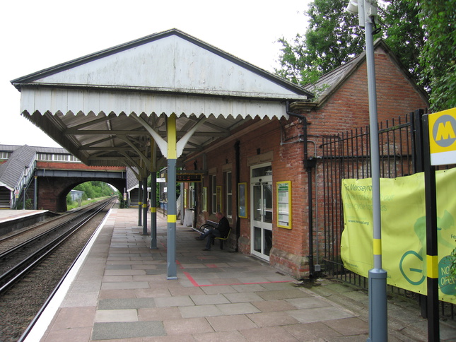 Bromborough platform 2 looking
south