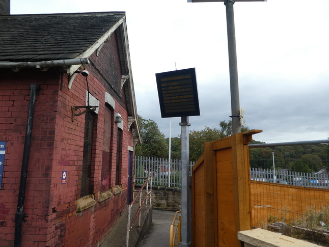 Chapeltown platform 2 entrance
