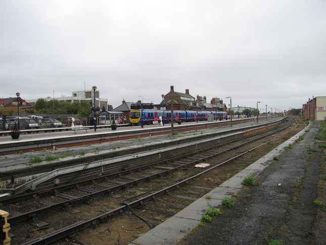 Cleethorpes platforms looking
west