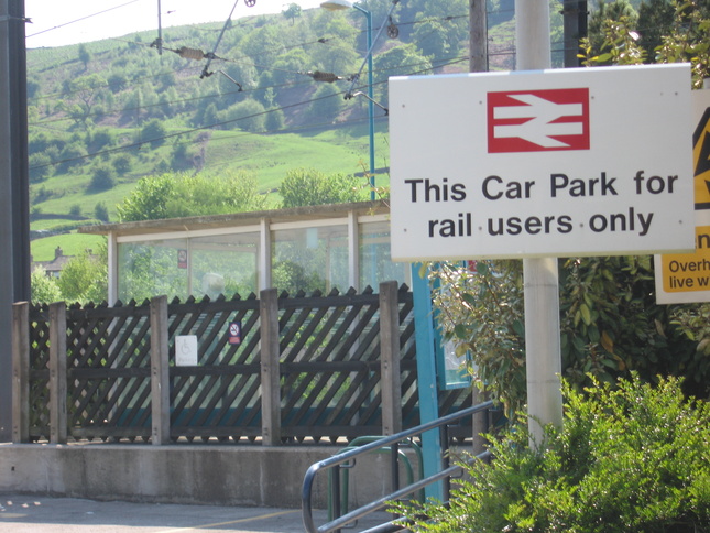 Cononley platform 1 entrance