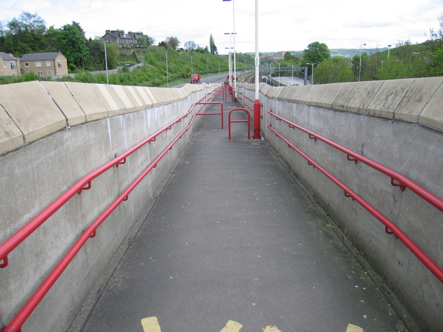 Crossflatts platform 1
approach