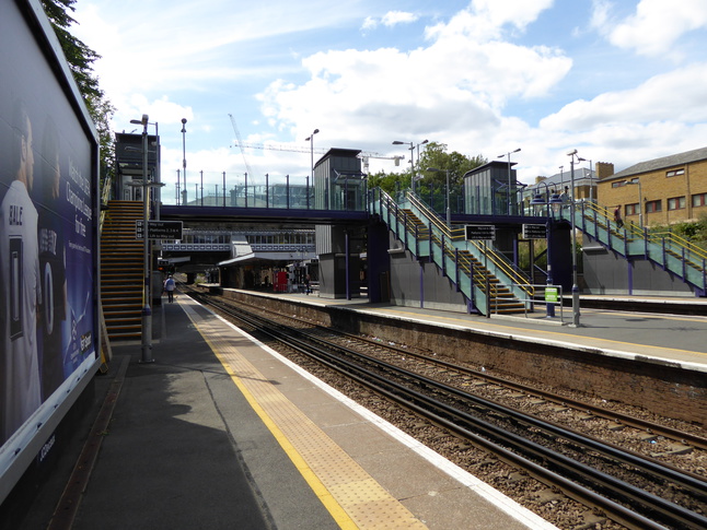 Denmark Hill platforms looking
west