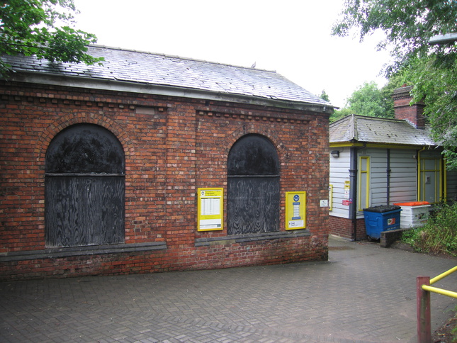 Eccleston Park entrance