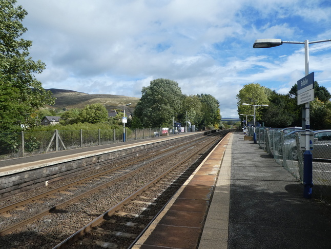 Edale platform 1 looking east