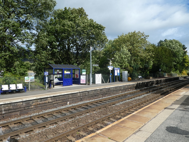 Edale platform 2
