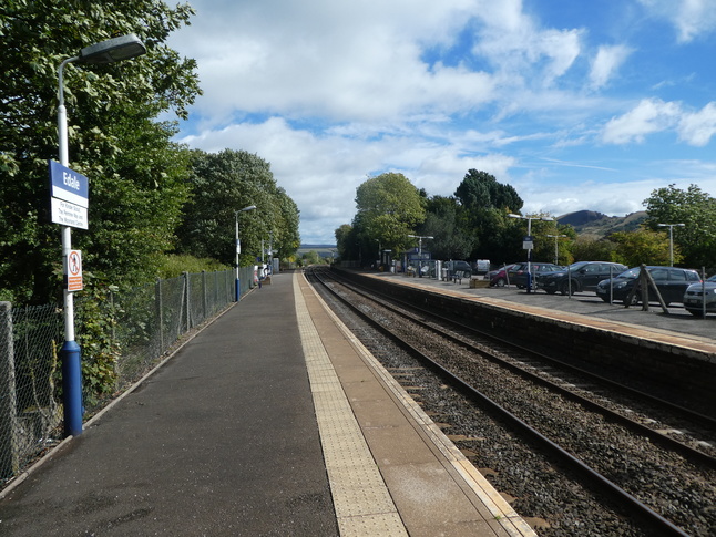 Edale platform 2 looking east
