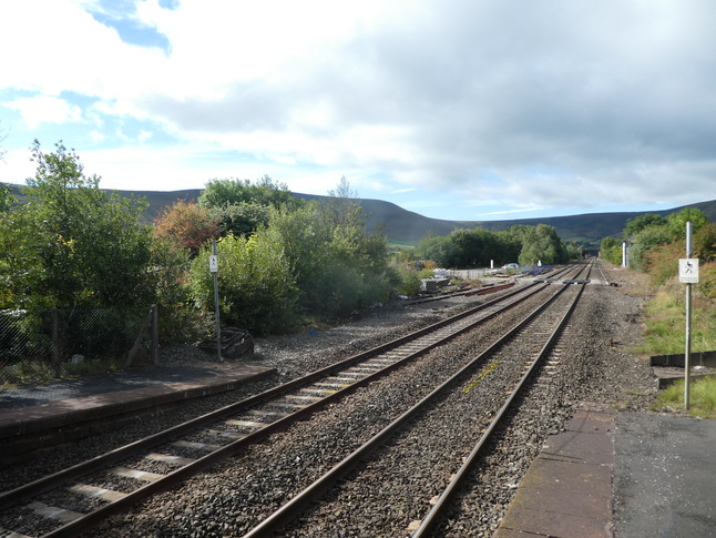 Edale looking west